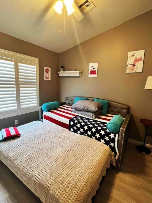 Amazing Heated Pool And Private Hot Tub 3Br In Heart Of Lv Villa Las Vegas Esterno foto